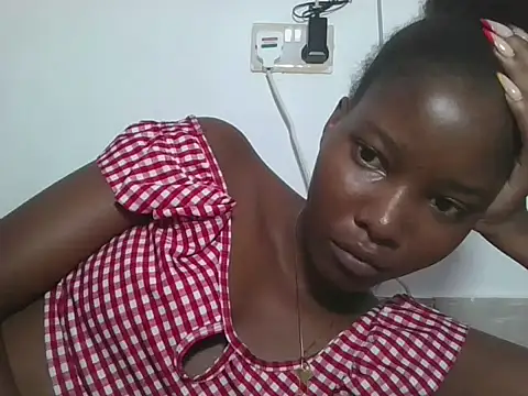 Snapshot of sexyjanett chatting on 06-21-26, 05:46 sexyjanett online show from 06-21-26, 05:46