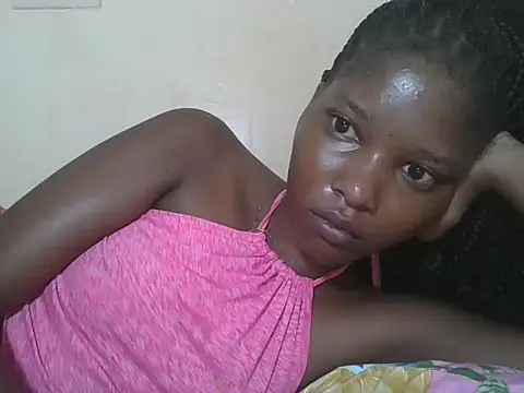 Snapshot of sexyjanett chatting on 04-08-26, 11:06 sexyjanett online show from 04-08-26, 11:06