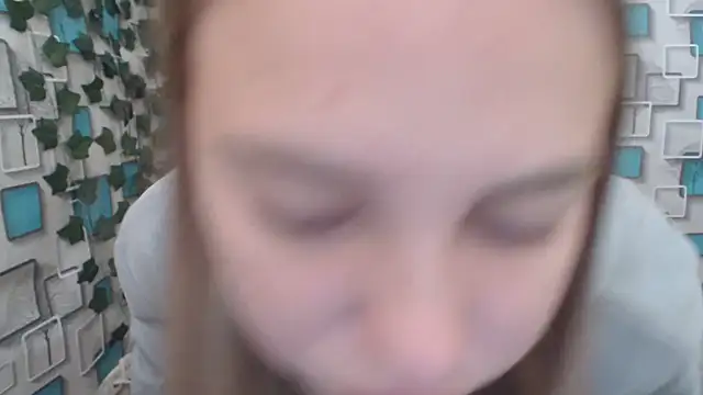 Snapshot of klerkarina chatting on 10-06-25, 05:08 klerkarina online show from 10-06-25, 05:08