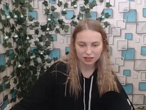 Snapshot of klerkarina chatting on 01-11-25, 08:43 klerkarina online show from 01-11-25, 08:43