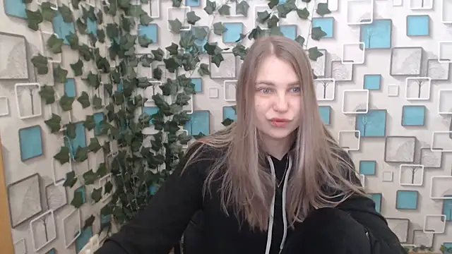 Snapshot of klerkarina chatting on 02-22-25, 05:44 klerkarina online show from 02-22-25, 05:44