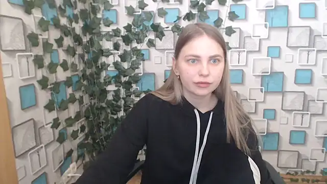Snapshot of klerkarina chatting on 03-04-25, 10:24 klerkarina online show from 03-04-25, 10:24