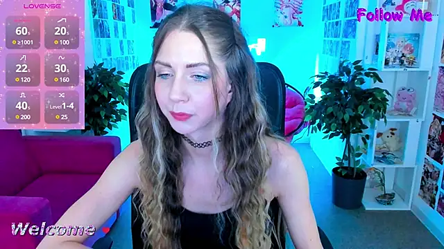 Snapshot of GrayceWild chatting on 01-17-25, 08:24 GrayceWild online show from 01-17-25, 08:24