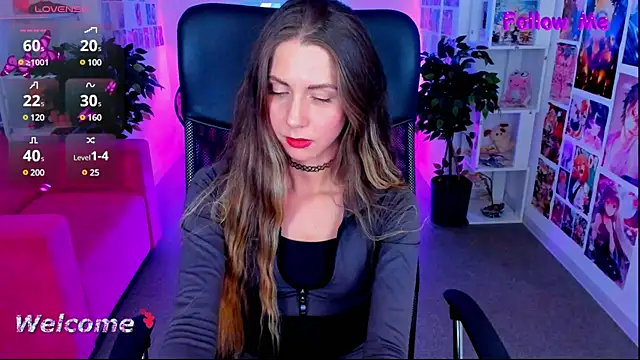 Snapshot of GrayceWild chatting on 01-31-25, 11:46 GrayceWild online show from 01-31-25, 11:46