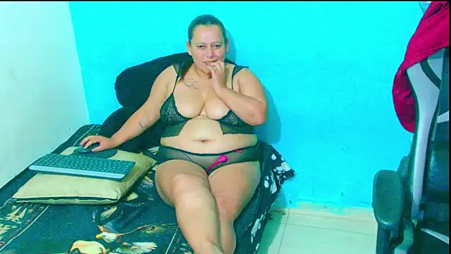 Diana Lozano online show from 12-14-25, 08:09