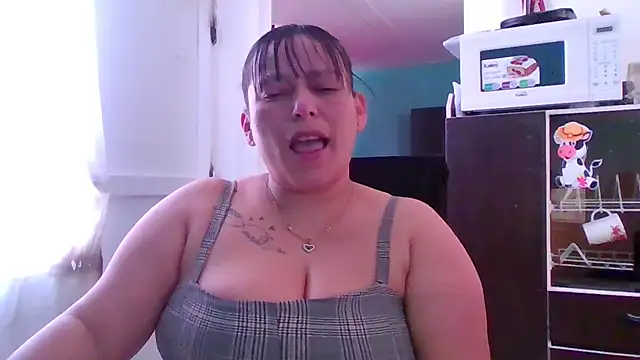 Diana Lozano online show from 06-11-26, 03:31