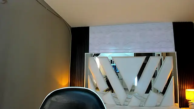 Linda4Petite online show from 03-10-26, 06:23