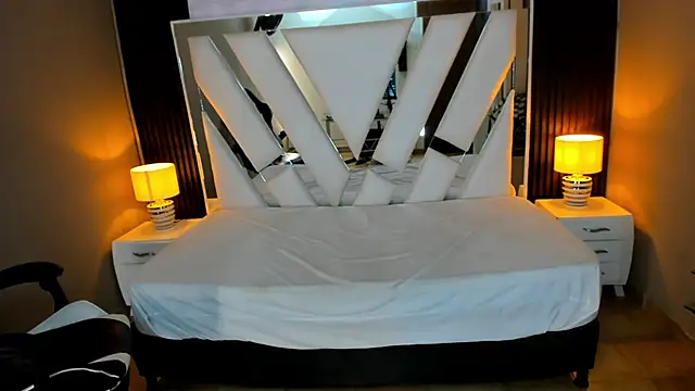 Linda4Petite online show from 02-09-26, 06:06