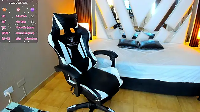 Linda4Petite online show from 10-04-25, 06:09