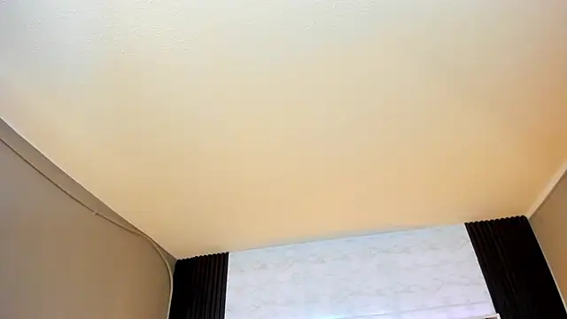 Linda4Petite online show from 11-26-25, 05:46