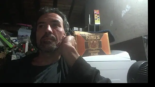 Snapshot of Anarchy_Burger chatting on 06-02-26, 12:16 Anarchy Burger online show from 06-02-26, 12:16