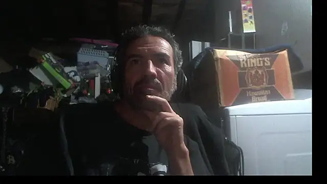 Snapshot of Anarchy_Burger chatting on 06-06-26, 03:12 Anarchy Burger online show from 06-06-26, 03:12