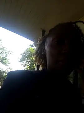 Snapshot of lynnkatrina chatting on 09-11-25, 06:13 lynnkatrina online show from 09-11-25, 06:13