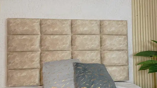 CameronCollins  online show from 04-16-26, 09:39