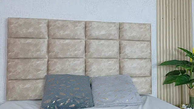 CameronCollins  online show from 03-25-26, 06:51