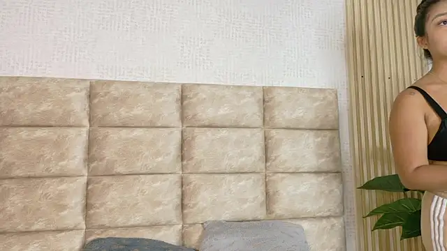 CameronCollins  online show from 04-13-26, 07:18