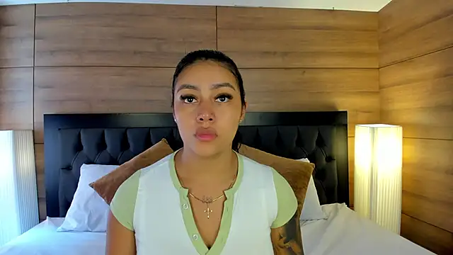 CameronCollins  online show from 03-10-26, 07:29