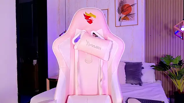 CameronCollins  online show from 02-17-26, 07:44