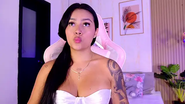 CameronCollins  online show from 02-12-26, 07:35