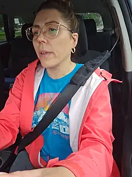 Ellie-L-Elizabeth online show from 06-18-26, 02:33