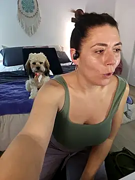 Ellie-L-Elizabeth online show from 11-09-25, 10:58