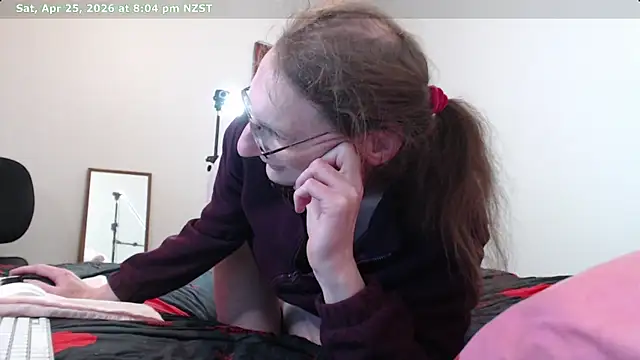 Snapshot of CDAdalyn chatting on 04-25-26, 08:06 CDAdalyn online show from 04-25-26, 08:06
