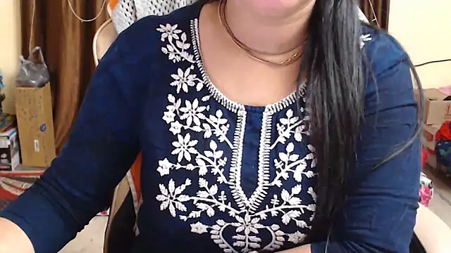 Snapshot of Naughty_Kashish chatting on 03-07-25, 08:56 Naughty Kashish online show from 03-07-25, 08:56