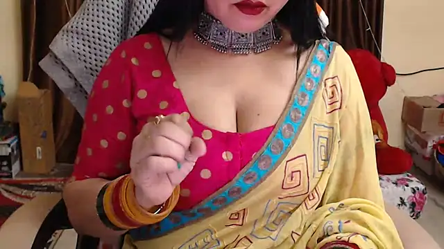 Snapshot of Naughty_Kashish chatting on 03-04-25, 06:26 Naughty Kashish online show from 03-04-25, 06:26