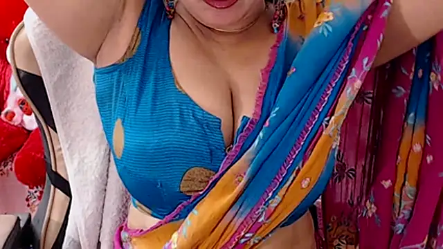 Snapshot of Naughty_Kashish chatting on 05-11-26, 05:42 Naughty Kashish online show from 05-11-26, 05:42
