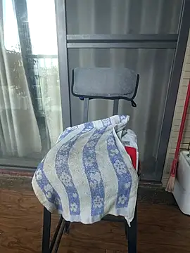 Snapshot of AlfredCornelius chatting on 10-07-25, 03:18 AlfredCornelius online show from 10-07-25, 03:18