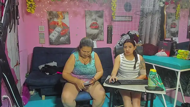 lesbiancuple online show from 06-11-26, 12:13