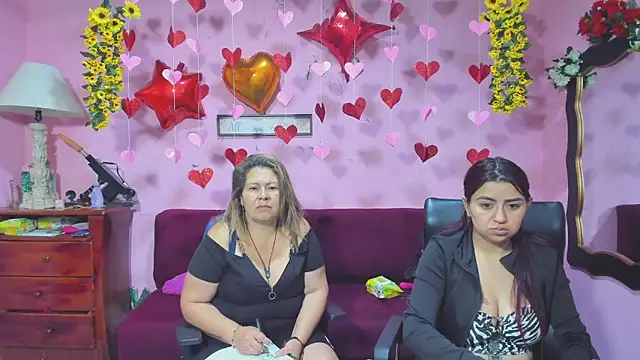 lesbiancuple online show from 02-09-26, 12:03