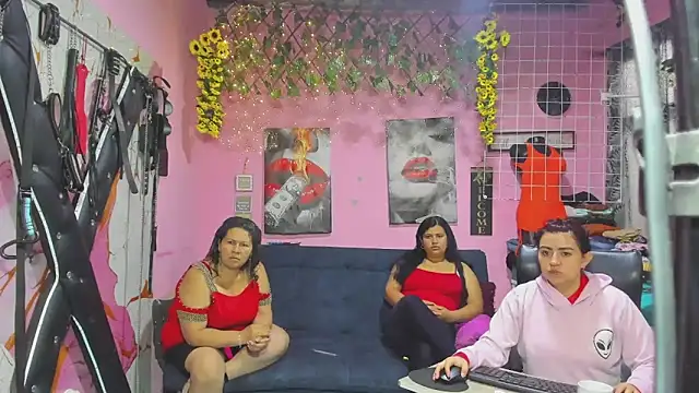lesbiancuple online show from 05-15-26, 12:36