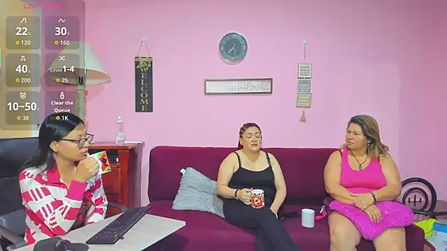 lesbiancuple online show from 10-08-25, 12:28