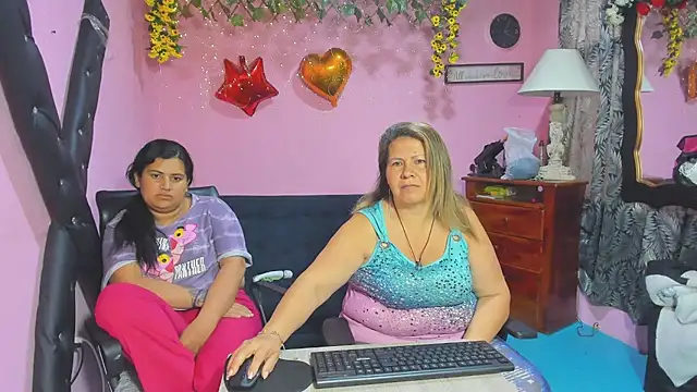 lesbiancuple online show from 02-23-26, 12:50