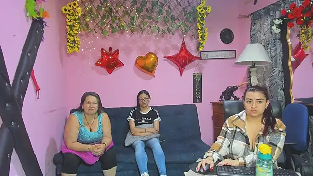 lesbiancuple online show from 03-18-26, 11:57