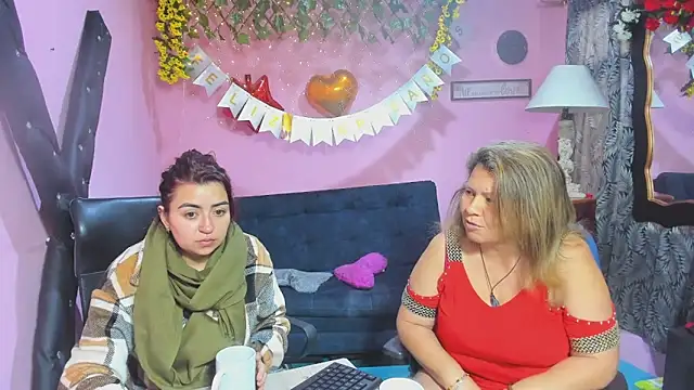 lesbiancuple online show from 03-06-26, 12:00