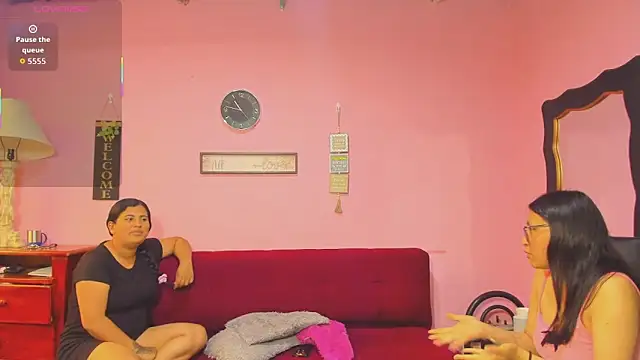 lesbiancuple online show from 10-18-25, 03:47
