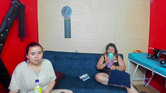 lesbiancuple online show from 09-24-25, 01:02