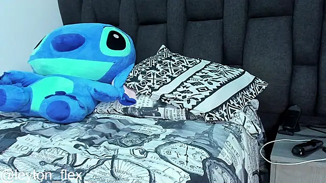 leyton flex online show from 11-06-25, 12:25