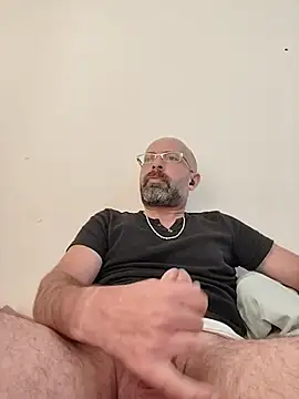 Snapshot of dangerx45 chatting on 06-11-26, 03:03 dangerx45 online show from 06-11-26, 03:03