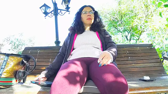 SquirtyMellissaLabia online show from 10-09-25, 06:25