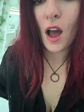 LunaMoongirl online show from 09-14-25, 05:24