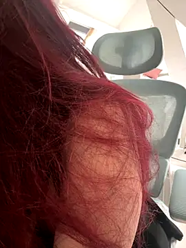 LunaMoongirl online show from 10-20-25, 01:11