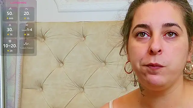 KarinaNoir online show from 11-13-25, 05:22