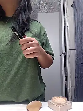 Snapshot of AriannaPena chatting on 10-11-25, 10:00 AriannaPena online show from 10-11-25, 10:00