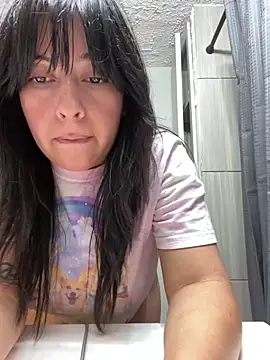 Snapshot of AriannaPena chatting on 09-28-25, 12:06 AriannaPena online show from 09-28-25, 12:06