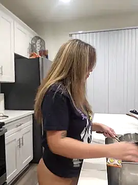 Snapshot of AriannaPena chatting on 03-10-25, 08:50 AriannaPena online show from 03-10-25, 08:50