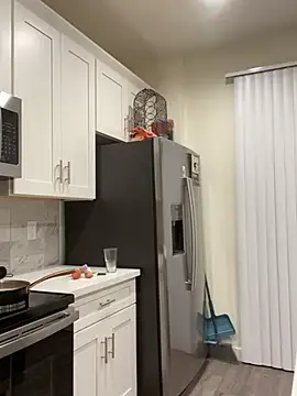 Snapshot of AriannaPena chatting on 02-19-25, 02:23 AriannaPena online show from 02-19-25, 02:23