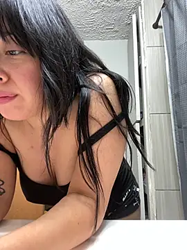 Snapshot of AriannaPena chatting on 09-13-25, 09:26 AriannaPena online show from 09-13-25, 09:26